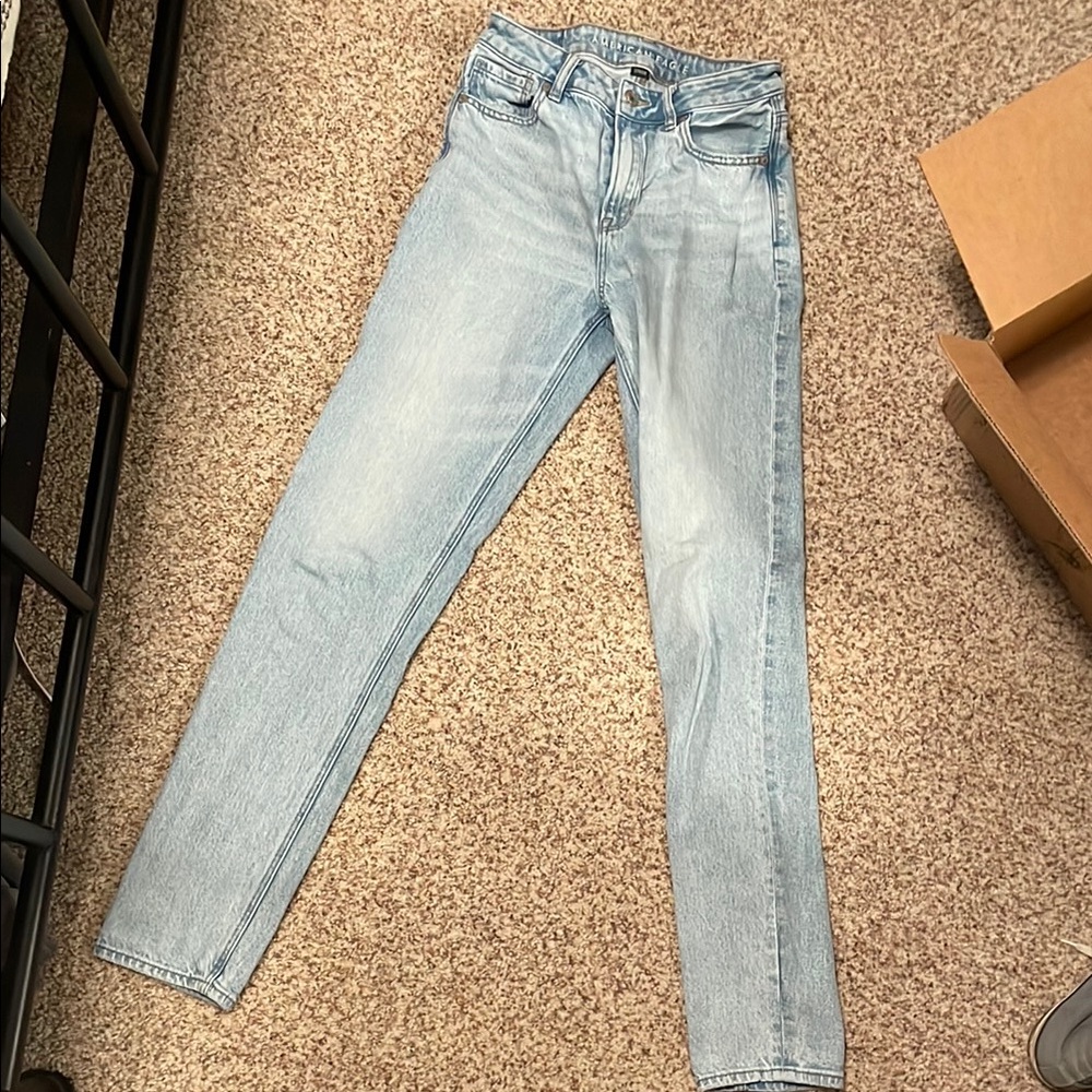 American Eagle Outfitters Classic Blue Jeans